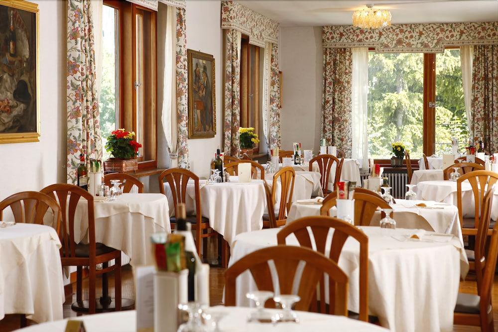 Hotel Corona Cortina dʼAmpezzo Dış mekan fotoğraf