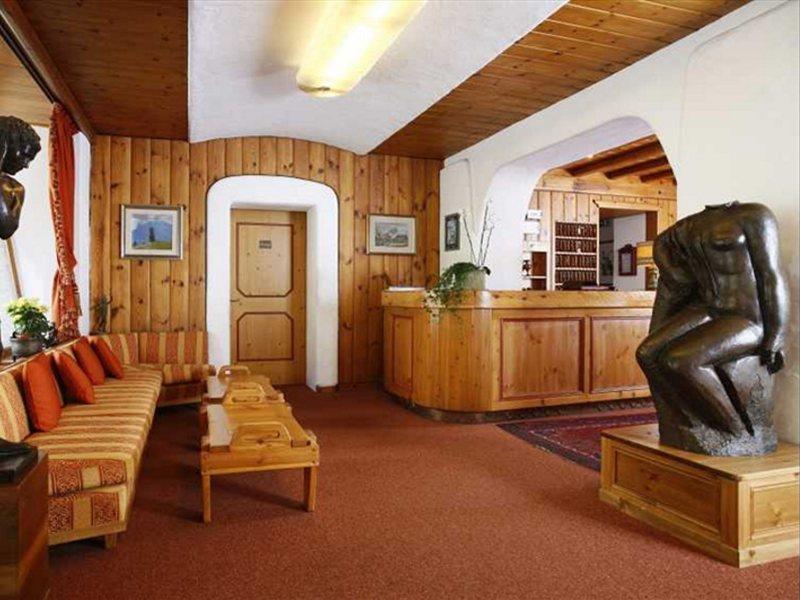 Hotel Corona Cortina dʼAmpezzo Dış mekan fotoğraf