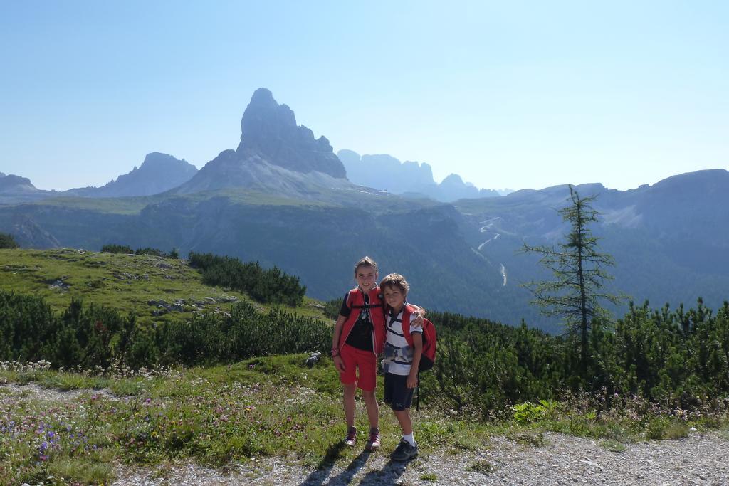 Hotel Corona Cortina dʼAmpezzo Dış mekan fotoğraf