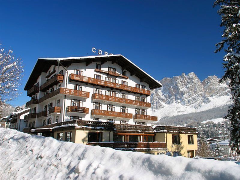 Hotel Corona Cortina dʼAmpezzo Dış mekan fotoğraf