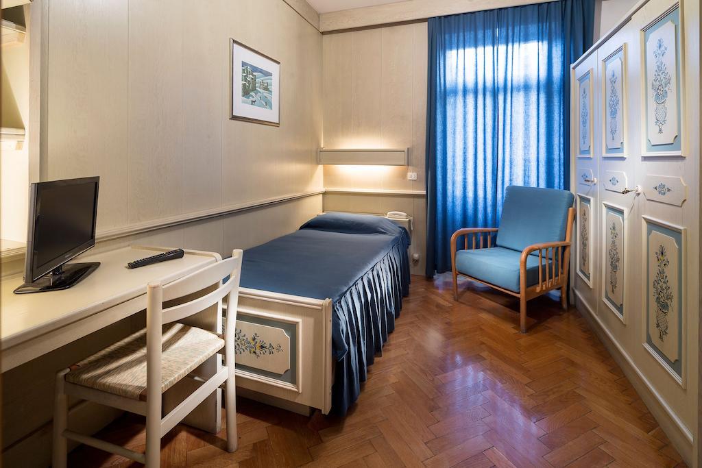 Hotel Corona Cortina dʼAmpezzo Dış mekan fotoğraf