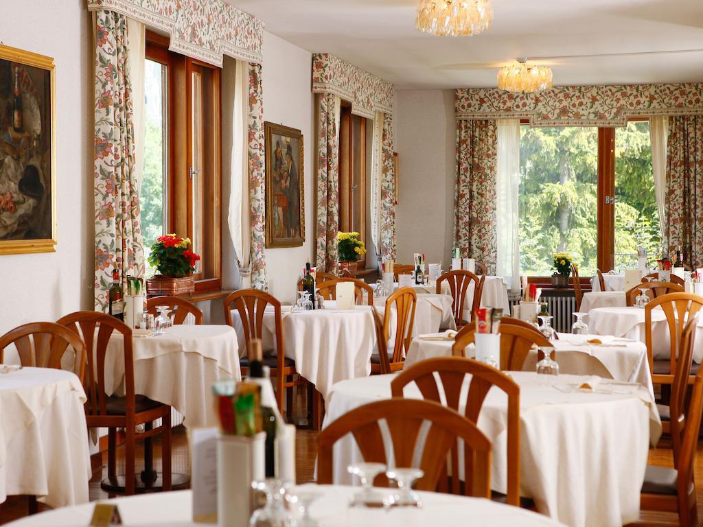 Hotel Corona Cortina dʼAmpezzo Dış mekan fotoğraf